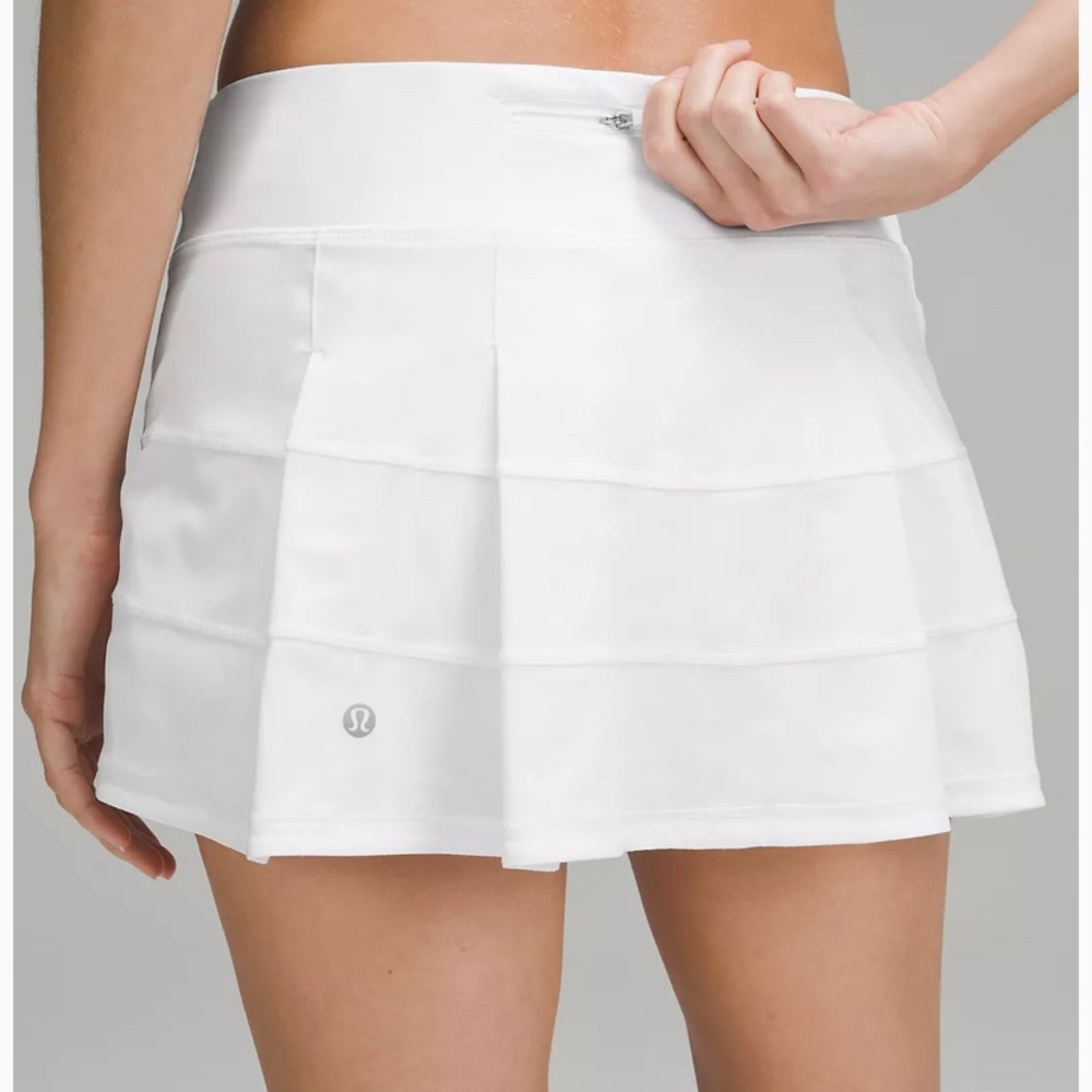 Lululemon rival skirt size 10 extra-long.